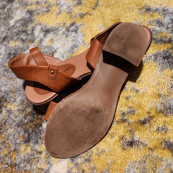 Rock & Candy Sandals - Picture 4 of 4